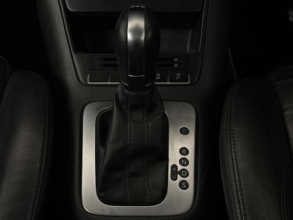 2013-Volkswagen-Tiguan-14-TSI-Bluemotion-Trend-Fun-Auto-110kW image:10