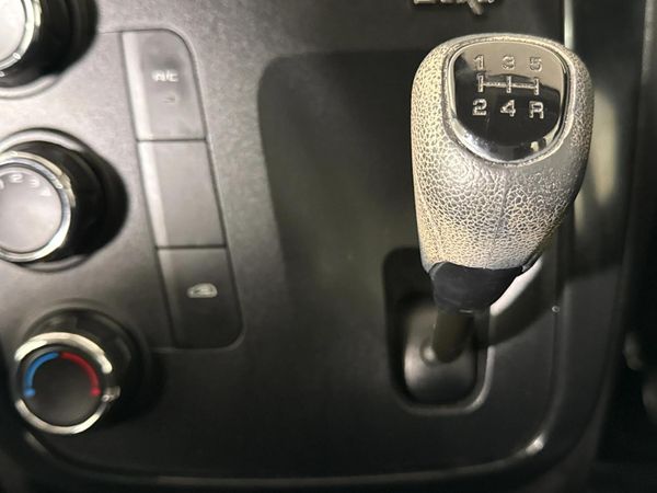 2022-Mahindra-KUV-100-12-K2-NXT image:10
