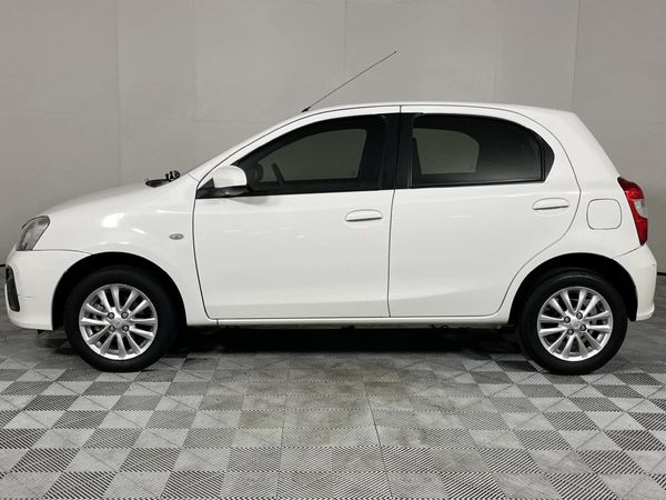 2019-Toyota-Etios-15-XS-5-dr image:15