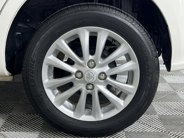 2019-Toyota-Etios-15-XS-5-dr image:6