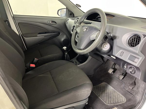 2019-Toyota-Etios-15-XS-5-dr image:8