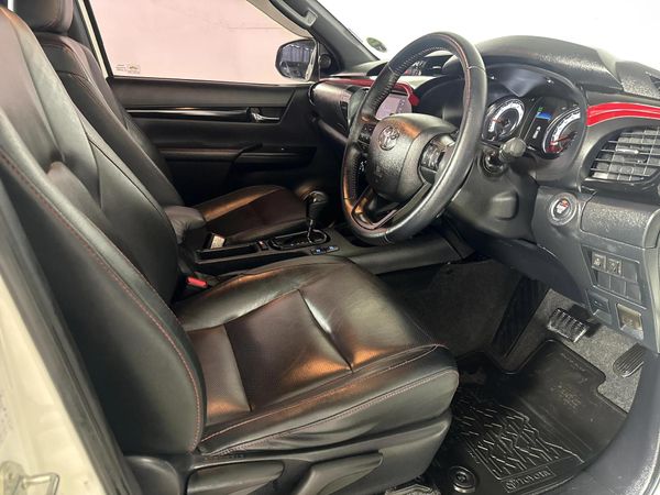 2019-Toyota-Hilux-28-GD-6-GR-S-4x4-Auto-Double-Cab image:9