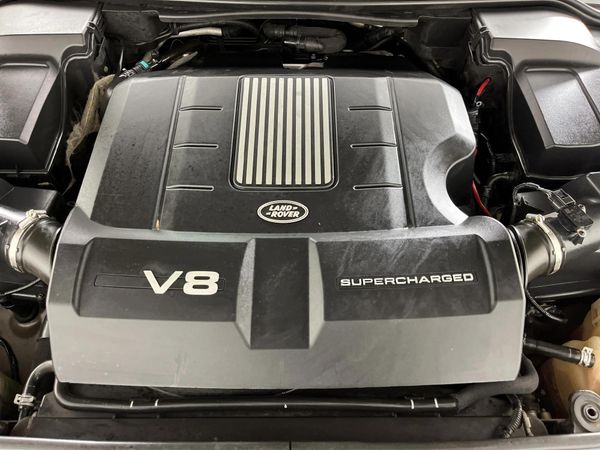 2010-Land-Rover-Range-Rover-50-V8-SC-SE image:12