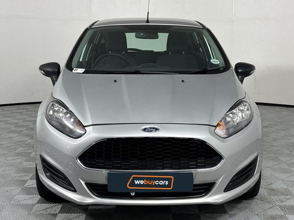 2016-Ford-Fiesta-10-EcoBoost-Ambiente-Auto-5-dr image:14