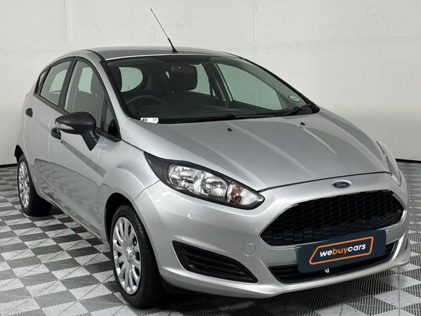 2016-Ford-Fiesta-10-EcoBoost-Ambiente-Auto-5-dr image:15