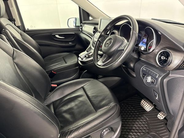 2019-Mercedes-Benz-V-Class-V-250-Bluetec-Auto image:9