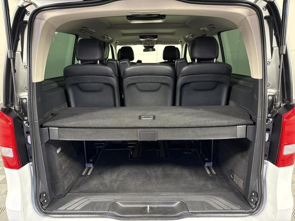 2019-Mercedes-Benz-V-Class-V-250-Bluetec-Auto image:14