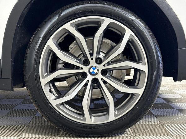 2022-BMW-X3-xDrive20d image:6