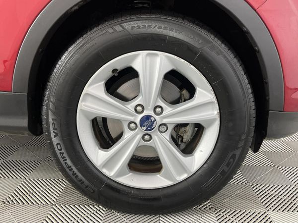 2016-Ford-Kuga-15-EcoBoost-Ambiente-Auto image:4