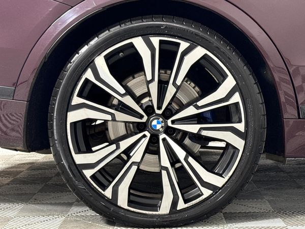 2023-BMW-X7-xDrive-40d-Design-Pure-Excellence image:7