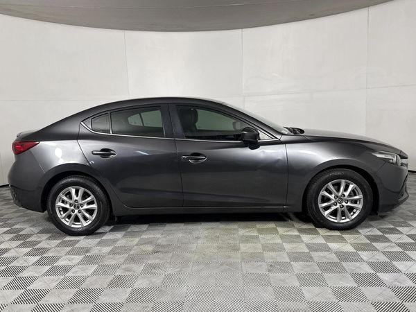 2017-Mazda-3-16-Dynamic-Auto image:13
