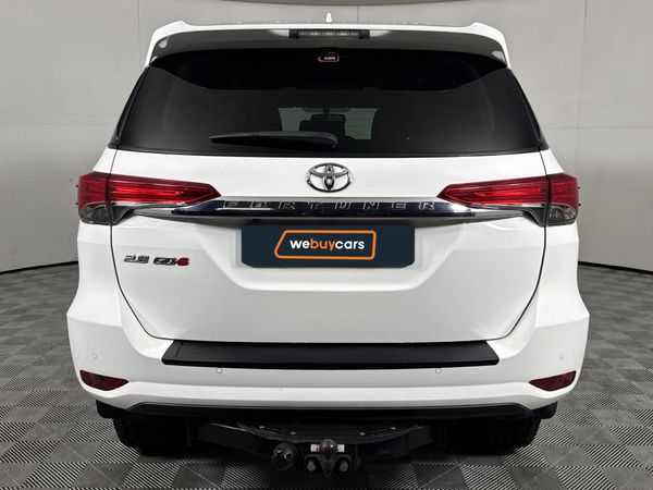 2022-Toyota-Fortuner-28-GD-6-Raised-Body-Auto image:15