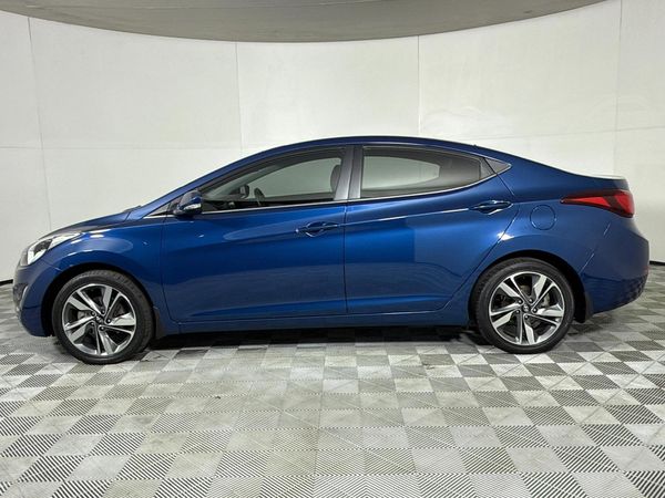 2014-Hyundai-Elantra-16-Premium image:16