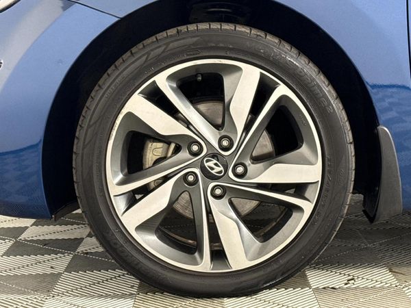 2014-Hyundai-Elantra-16-Premium image:4