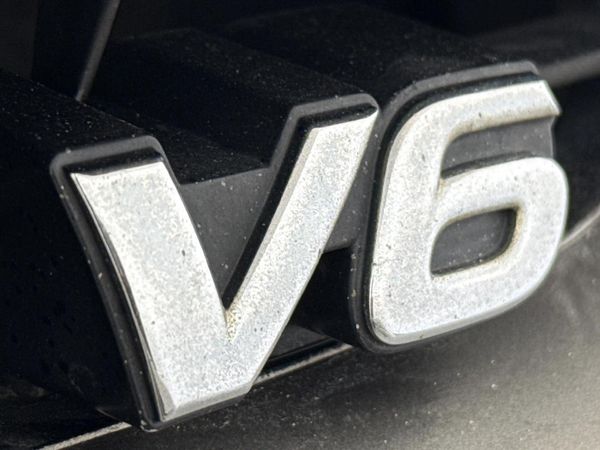 2008-Toyota-Fortuner-40-V6-Auto-4x4 image:11