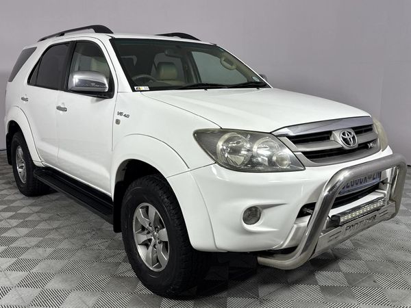 2008-Toyota-Fortuner-40-V6-Auto-4x4 image:16