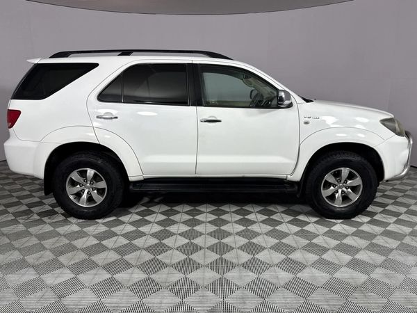 2008-Toyota-Fortuner-40-V6-Auto-4x4 image:17