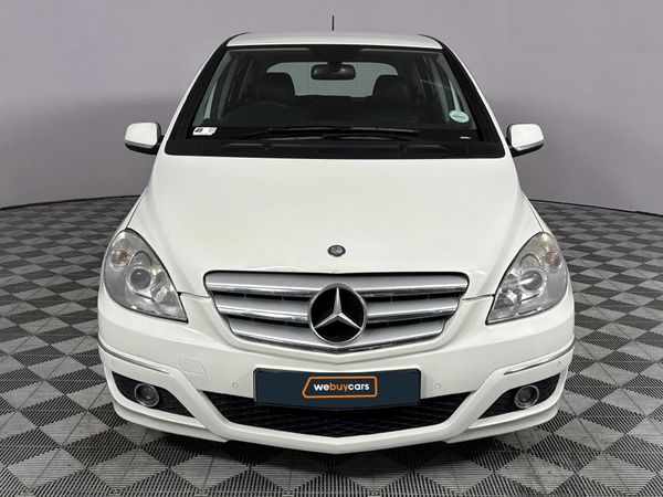 2011-Mercedes-Benz-B-Class-B-200-CDI-Auto image:16
