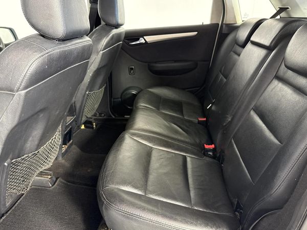 2011-Mercedes-Benz-B-Class-B-200-CDI-Auto image:3