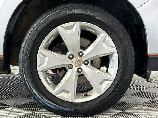 2014-Subaru-Forester-25-XS-Premium-Auto image:5