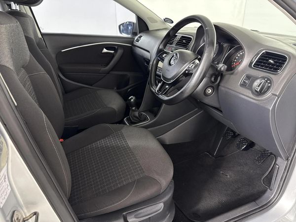 2015-Volkswagen-Polo-GP-12-TSI-Comfortline-66kW image:9