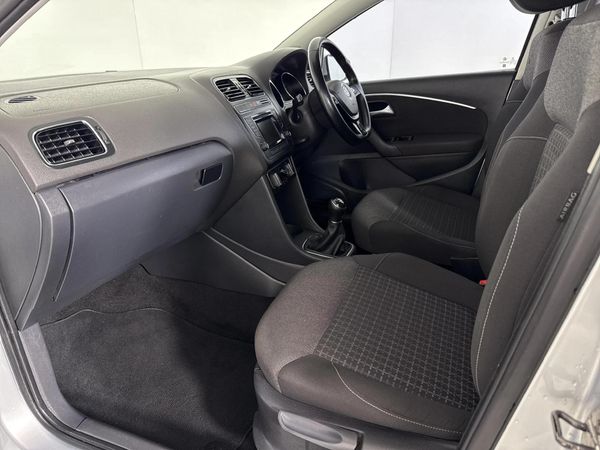 2015-Volkswagen-Polo-GP-12-TSI-Comfortline-66kW image:8