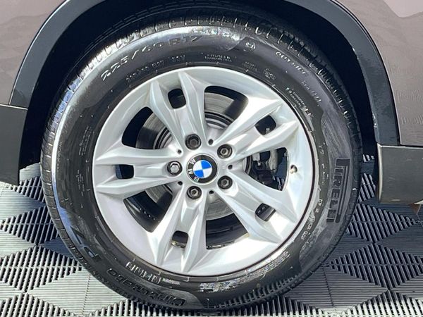 2011-BMW-X1-xDrive23d-Auto image:7