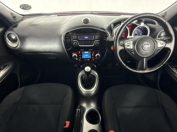 2015-Nissan-Juke-12T-Acenta image:1