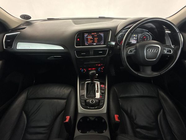 2011-Audi-Q5-30-TDI-quattro-Auto image:1