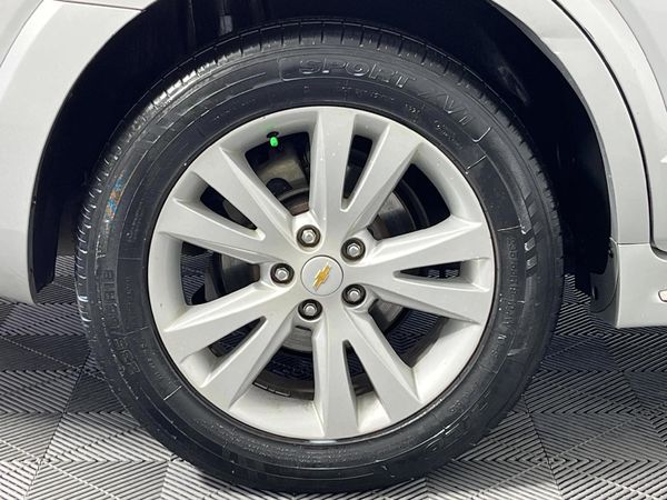 2017-Chevrolet-Captiva-22D-LT-Auto image:7