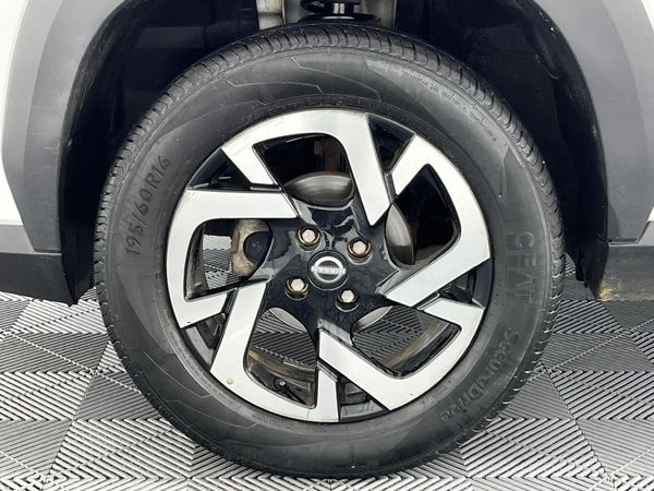2023-Nissan-Magnite-10-Acenta-Plus-AMT image:3