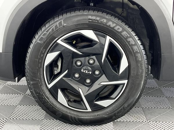 2024-Kia-Sonet-15-LX-Auto image:4