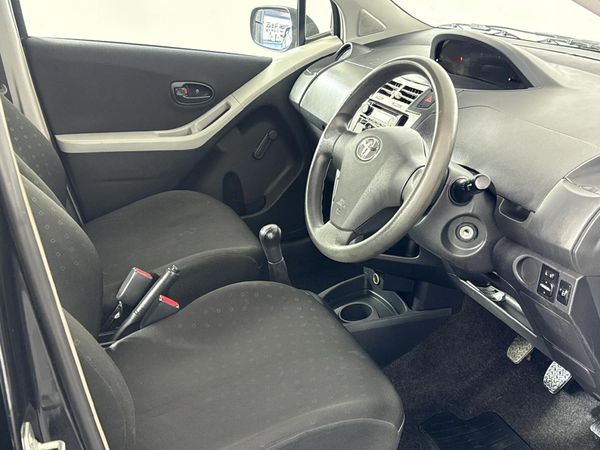 2008-Toyota-Yaris-T1-5-dr image:9