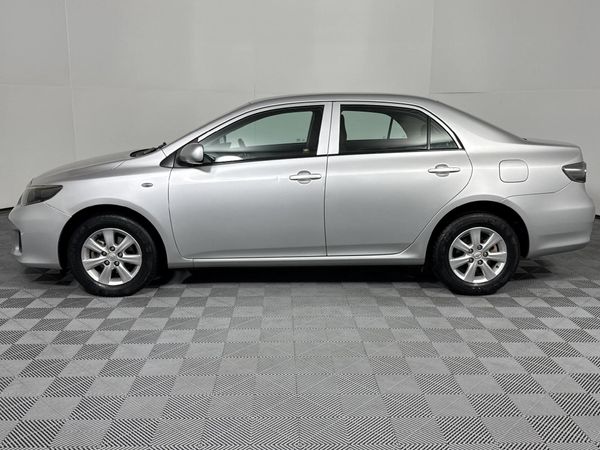 2015-Toyota-Corolla-Quest-16-Plus image:18