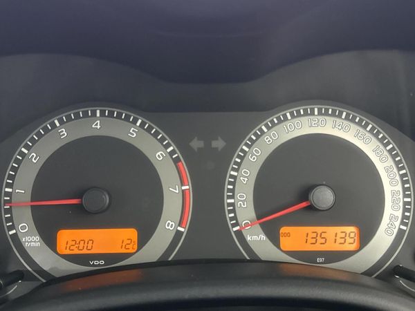 2015-Toyota-Corolla-Quest-16-Plus image:2