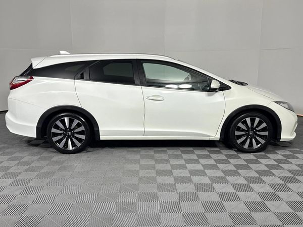2015-Honda-Civic-Tourer-18-Executive-Auto image:16
