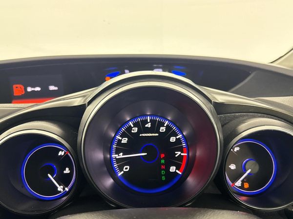 2015-Honda-Civic-Tourer-18-Executive-Auto image:2
