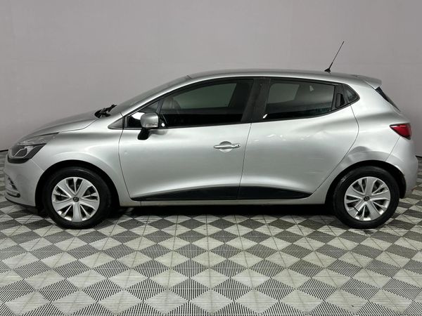 2019-Renault-Clio-IV-900T-Authentique-5-dr-66kW image:19