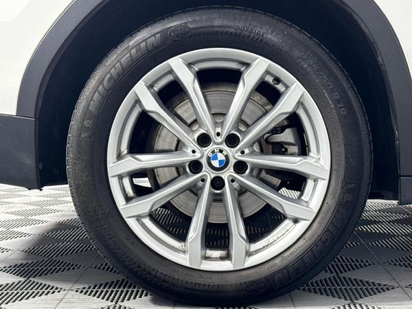 2019-BMW-X3-sDrive18d image:7