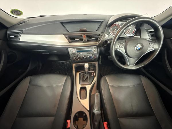 2011-BMW-X1-sDrive20d-Auto image:1