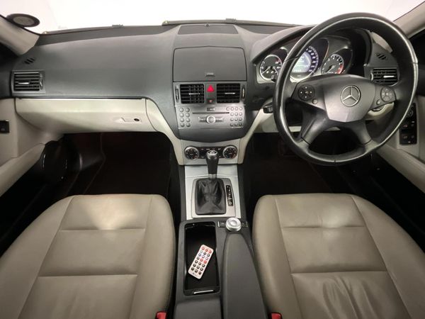 2010-Mercedes-Benz-C-Class-C-180K-BE-Avantgarde-Auto image:1
