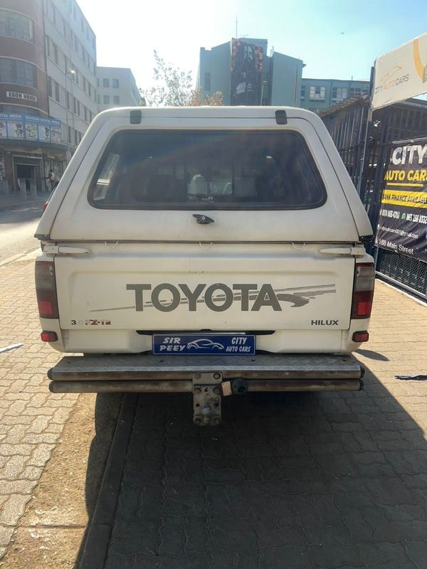 2009-Toyota-Hilux-30-D-4D-Raider-4x4-Single-Cab image:2
