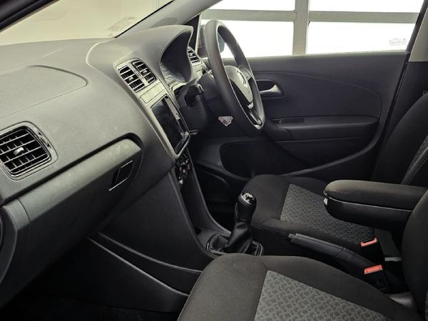 2026-Volkswagen-Polo-Vivo-14-Life image:1