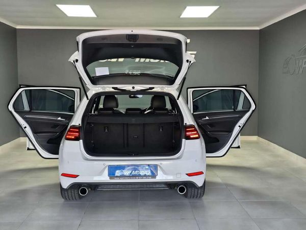 2019-Volkswagen-Golf-VII-GTI-20-TSI-Auto image:10