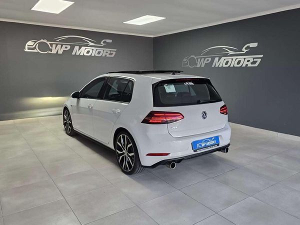 2019-Volkswagen-Golf-VII-GTI-20-TSI-Auto image:5