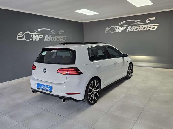 2019-Volkswagen-Golf-VII-GTI-20-TSI-Auto image:6
