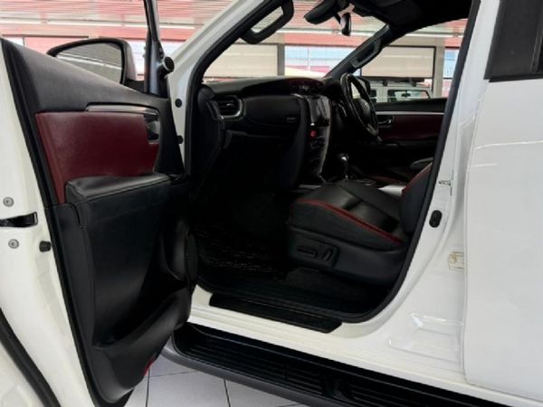 2023-Toyota-Fortuner-28-GD-6-4x4-VX-Auto image:11
