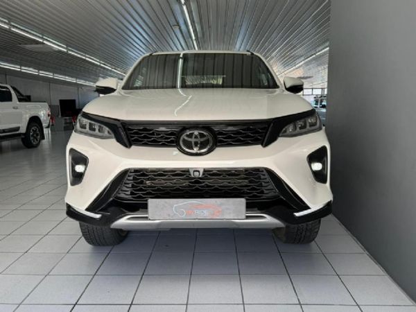 2023-Toyota-Fortuner-28-GD-6-4x4-VX-Auto image:1