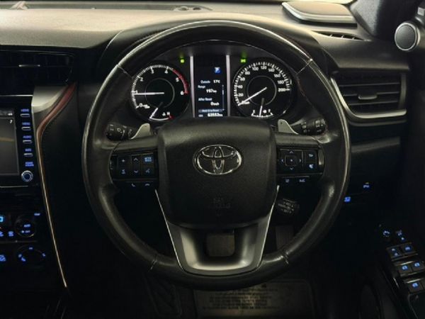 2023-Toyota-Fortuner-28-GD-6-4x4-VX-Auto image:4