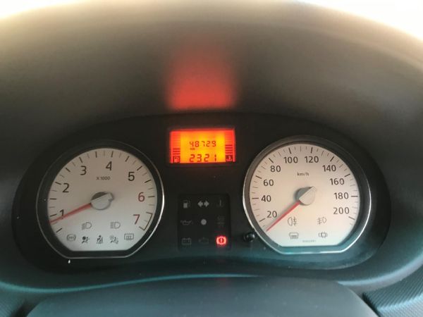 2023-Nissan-NP200-16-AC-Safety-Pack image:6